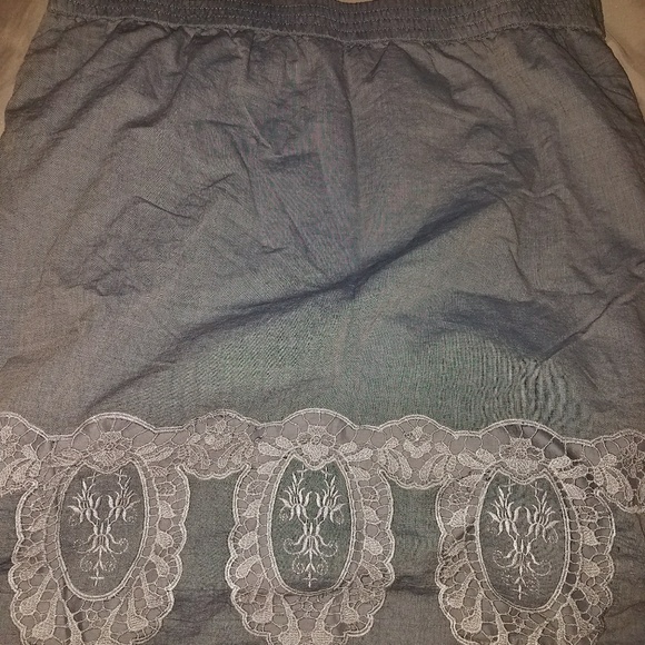 Has a Denim - Picture 2 of 3